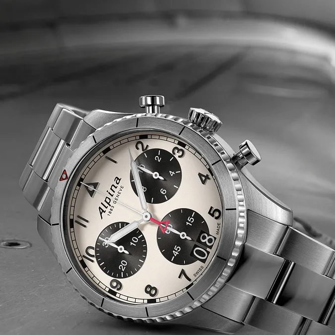 Pilot Chronograph Big Date Watch AL-372WB4S26B | Alpina Watches US Pilot Chronograph Big Date Watch AL-372WB4S26B | Alpina Watches US